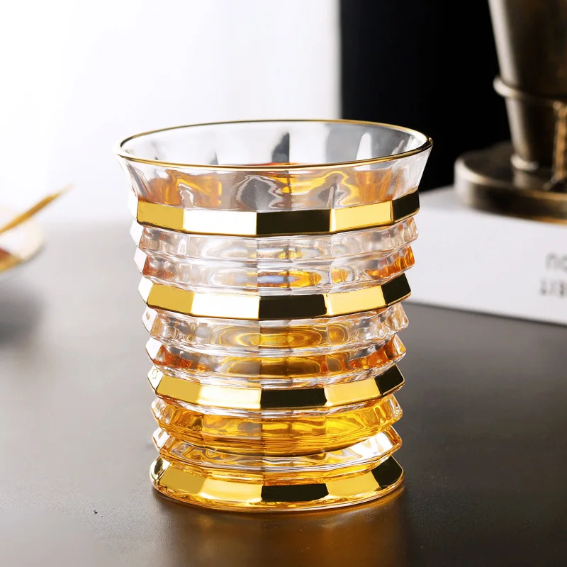 Gold Statue Hand-painted Crystal GlassWhiskey Glass,Household WaterCarved Juice Glass,Classical Vodka and ForeignWine Shot Glass 3