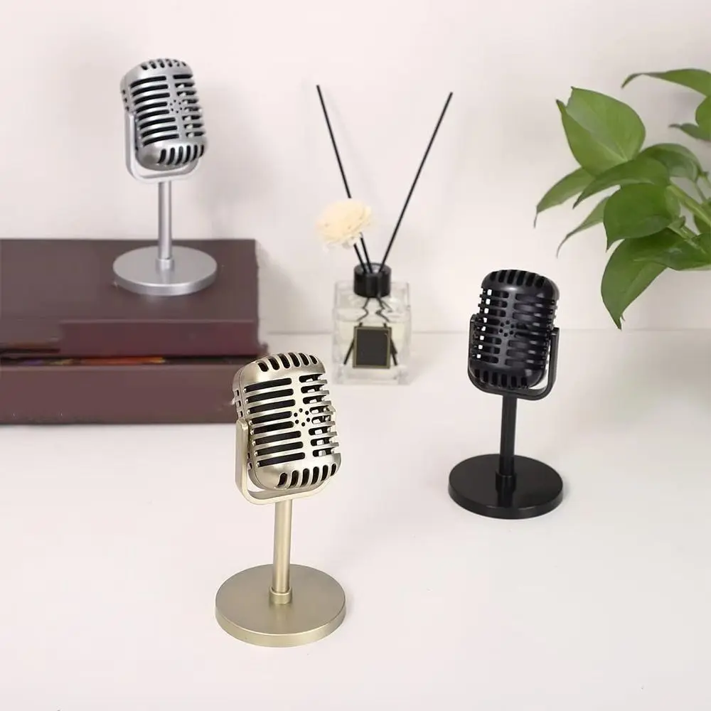 Classic Retro Microphone Props Plastic Miniature Dynamic Vocal Microphone Vintage Fake Microphone Model Live Performance