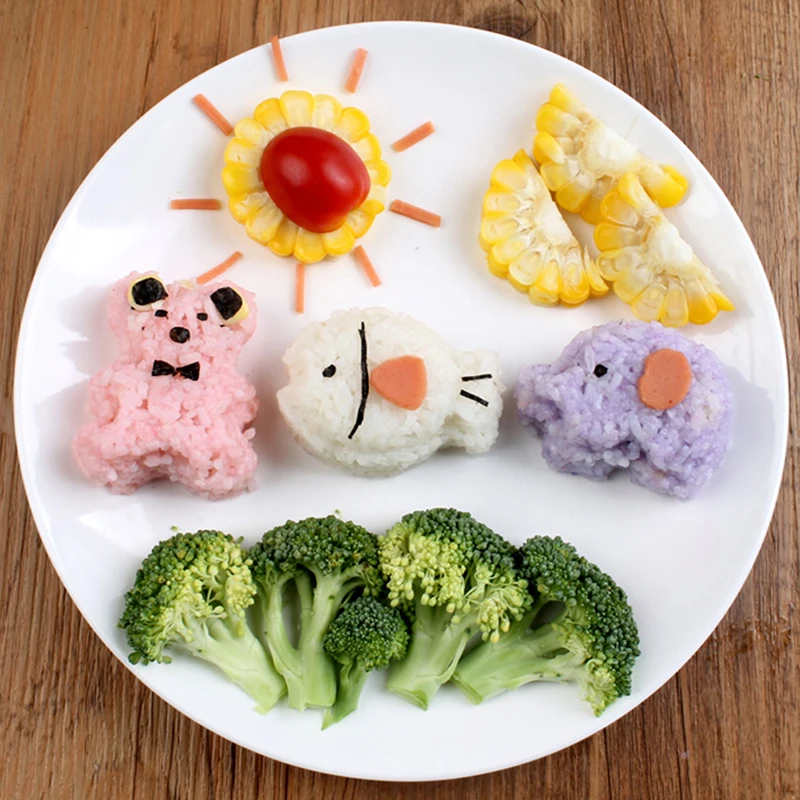 3Pcs Cute Sandwich Mould Elephant Fish Shaped Bread Cake Biscuit Embossing Device Crust Cookie Cutter Baking Pastry Tools