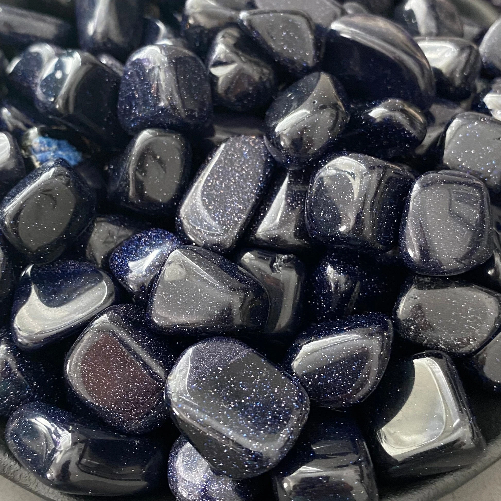 Natural Blue sandstone rolling stones, polished crystals, irregular crystal, bulk crystals, outdoor garden decorative stone