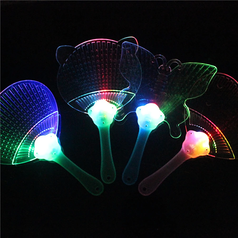 1 Pcs Leuke Light-Emitting Fan Vlinder Bee Led Light-Emitting Knipperende Platte Hand Fan Speelgoed Concert Party geschenken Voor Kinderen