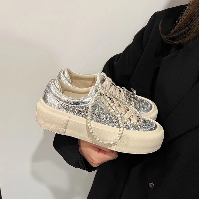 Round Toe Lace Up Letter Casual Shoes Versatile 2024 New Thick Sole Sponge Cake Shoes Pearl Sequin Board Shoes  Women
