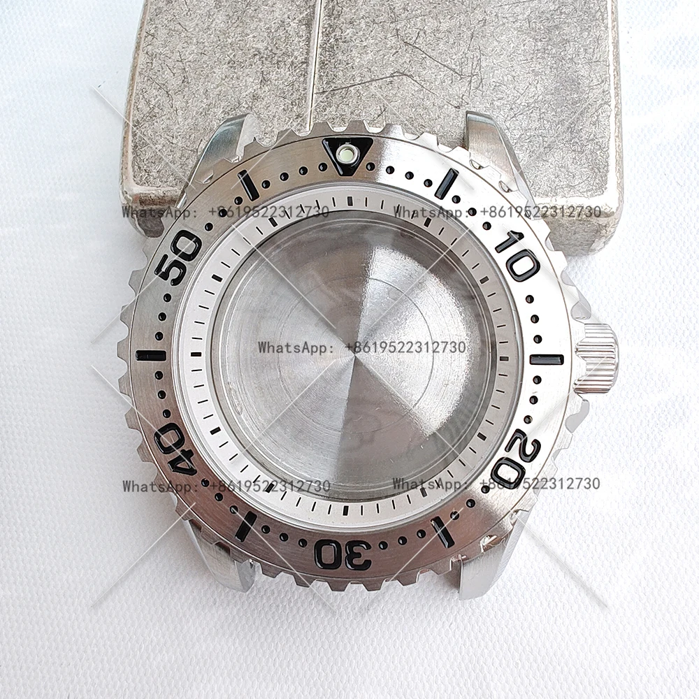 

[Support assembly] GS case 200m waterproof sapphire mirror oil pressure bottom cover NH35/36 pack 28.5mm disc
