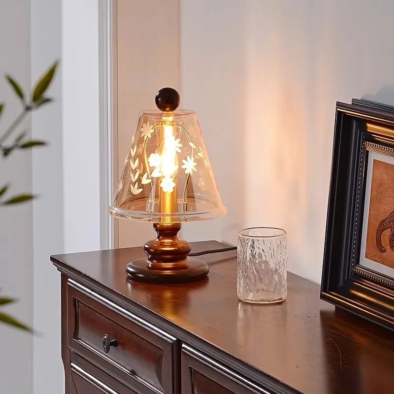 Vintage Engraved Glass Table Lamp American Retro Style Night Light for Bedroom Bedside Decor French Study Room Atmosphere