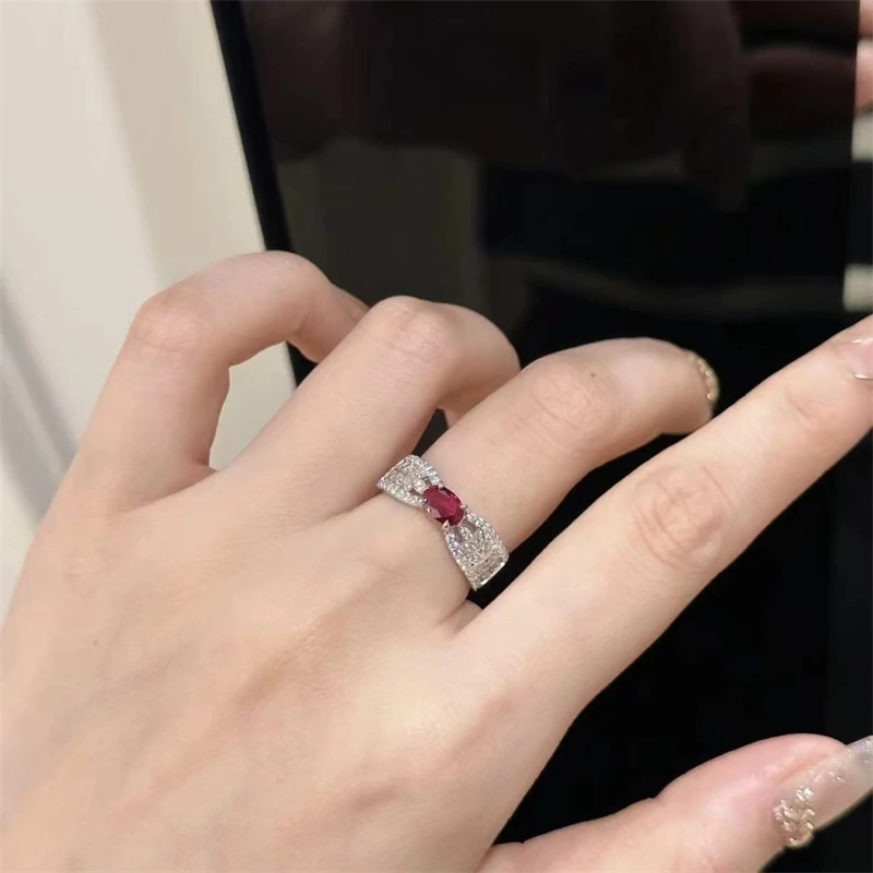 New Fashion Vintage Red Zircon Rhinestone Copper Rings for Women Gorgeous Silver Color Opening Ring Wedding Party Jewelry Gift