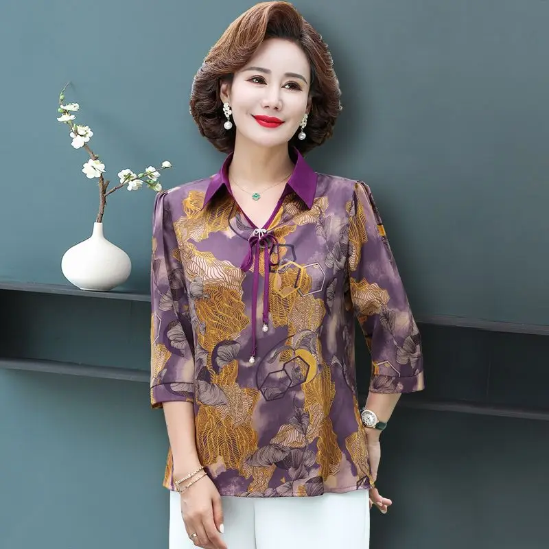 New Small Three-quarter Sleeve Shirt Fashionable Shirt Top Thin and Breathable