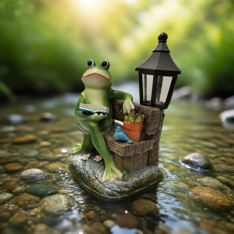 Frog sitting under a streetlight reading a book, resin craft ornament, outdoor animal solar-powered light decoration