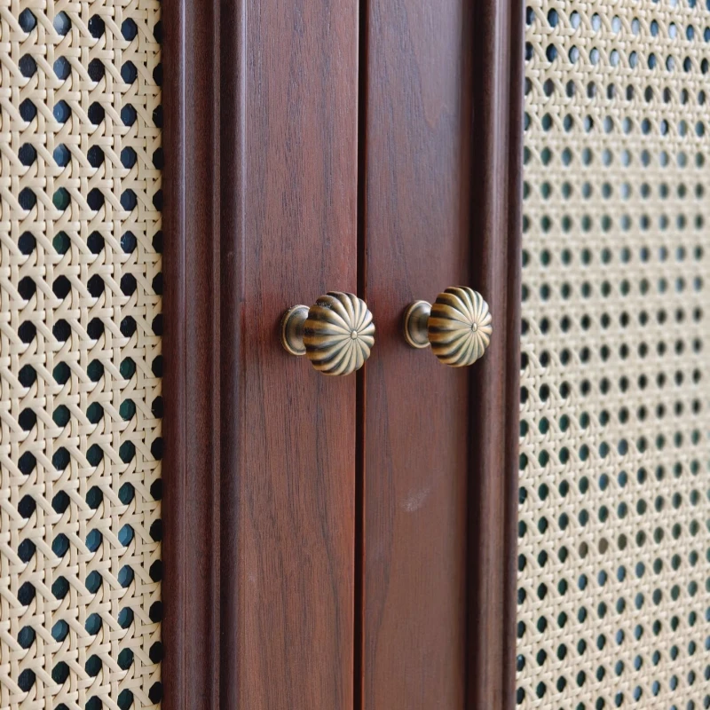 

Brass antique bronze drawer pull new Chinese-style antique single-hole furniture cabinet retro pumpkin wardrobe door handle