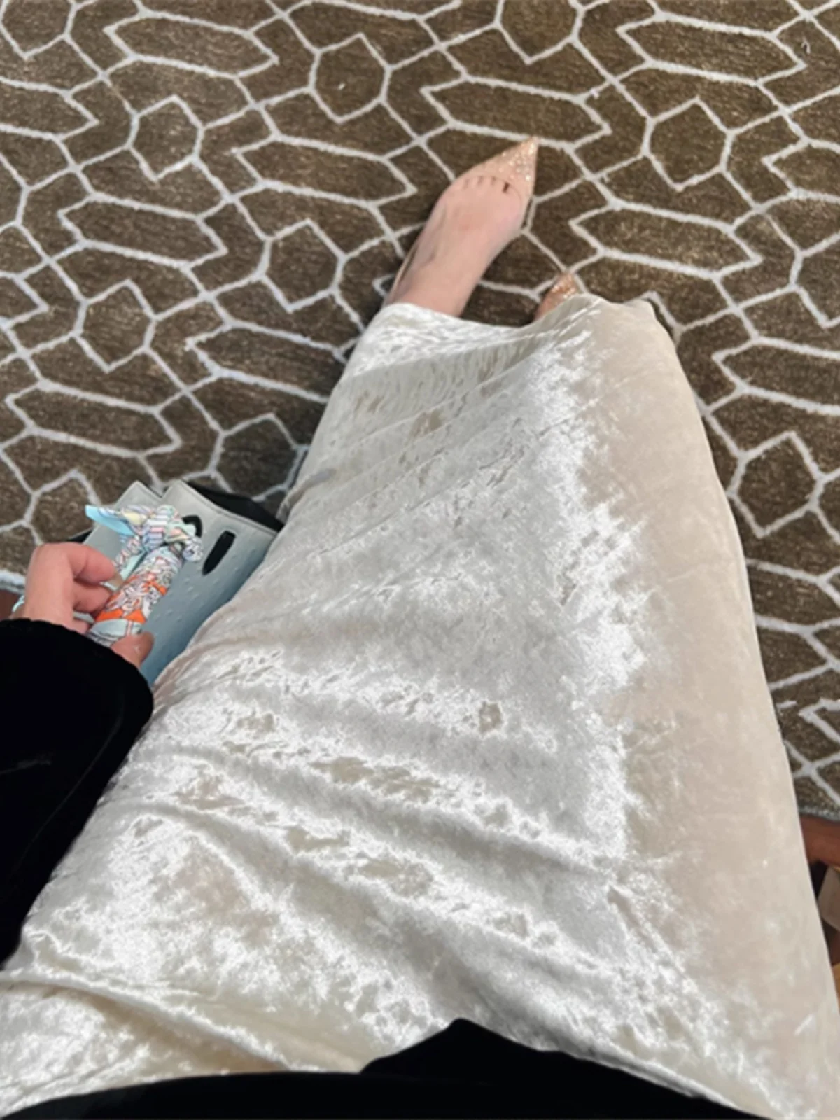 

Ele Velvet A-Line Skirt Women's High Waist Drapey Slimming Spring 2025 Commute Vintage Sle Mid-Length Skirt