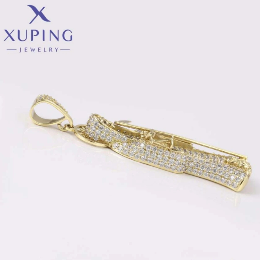 Xuping Jewelry New Hot Fashion Unique Shape Light Gold Color Geometry Pendant Necklace for Women Popular Party Gifts A00913516