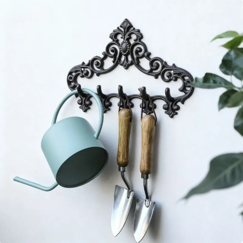 Creative European Retro Cast Iron Wall Hook, Wall-mounted for Courtyard Garden, Hanging Coat and Key