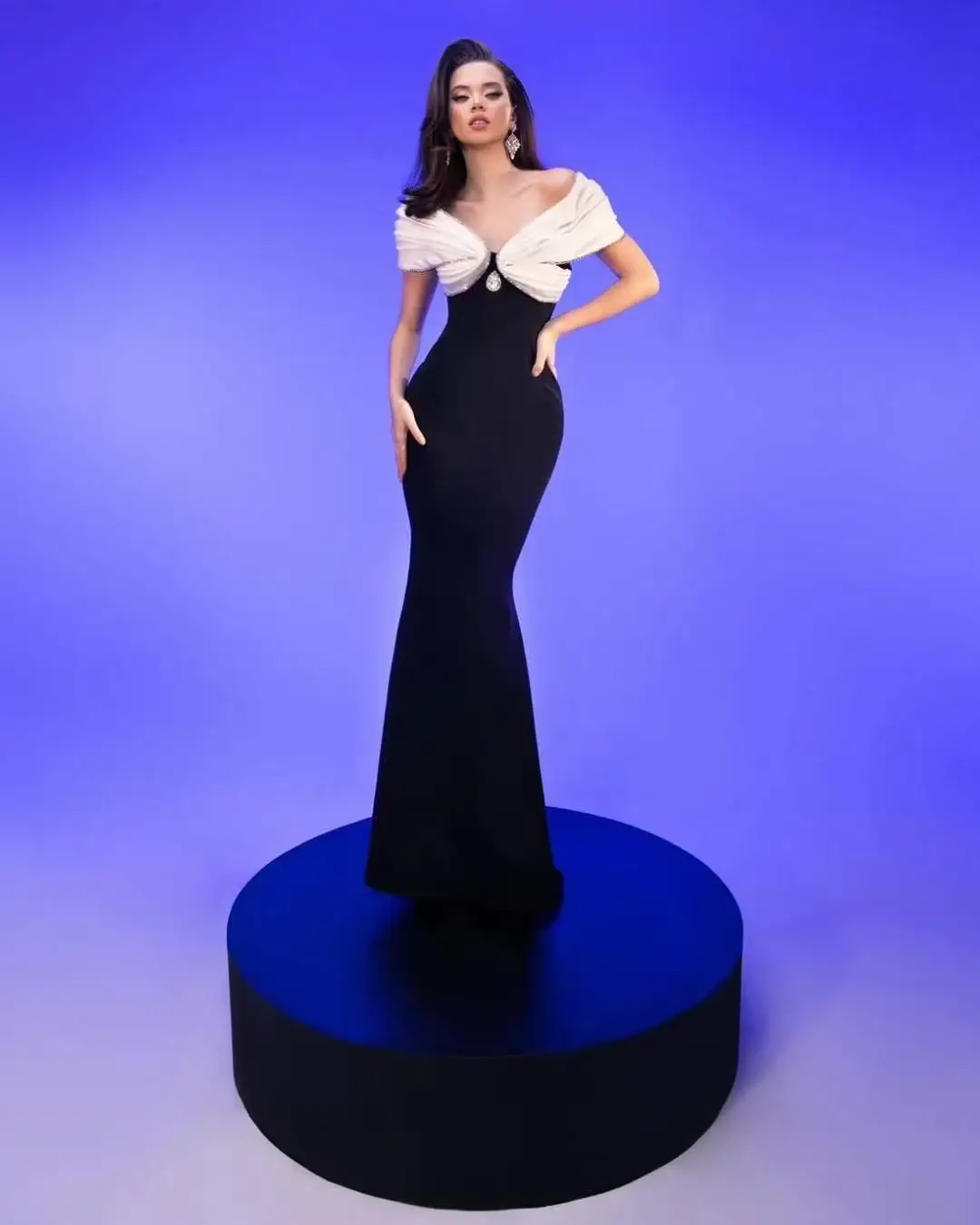 

Bandage Women Dress Strapless Embellished Bow Deep V Open Back Mermaid Skirt Bodycon Elegant Formal Evening Gown Black and White