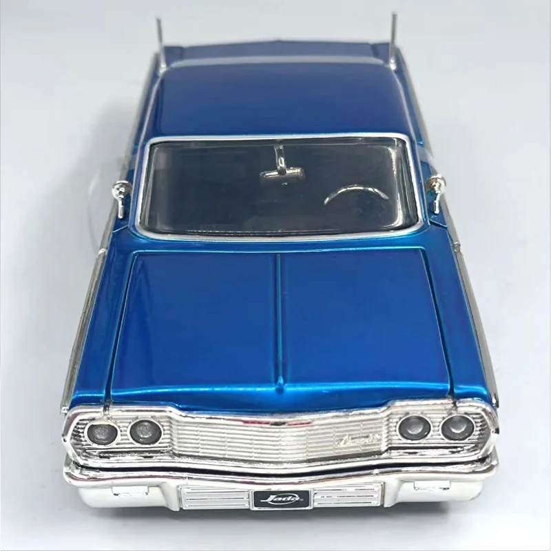 Diecast Original 1:24 Scale 1964 Impala Simulation Alloy Car Model Finished Classic Collection Decoration Toy Gift Souvenir