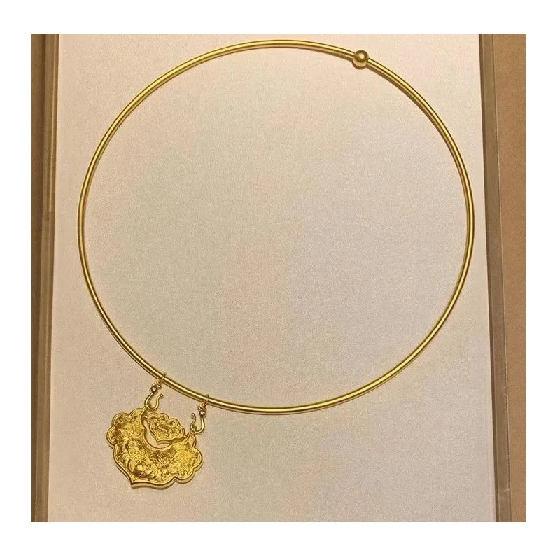 

Yellow and Gold Koi Lock Collar Necklace Women's Retro Safety Lock Bag with Collar Gift Versatile Collarbone Chain