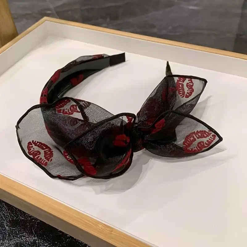 1 buah ikat kepala grafis bermotif bibir tidak beraturan wanita kepala lebar elegan dan bergaya, cocok untuk pesta sehari-hari atau mengambil foto