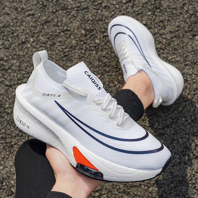 أحذية جري خفيفة الوزن للرجال - أحذية رياضية منخفضة الارتفاع قابلة للتنفس مع نعل مبطن، ودعم قوس، وملمس مضاد للانزلاق - تصميم شبكي من القماش المحبوك، مناسبة للماراثون وصالة الألعاب الرياضية والركض والجمباز - أحذية رياضية لجميع المواسم للتدريب غير الرسمية