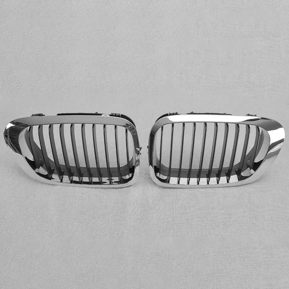 1 Pair Front Bumper Hood Grilles 51138208684 51138208685 Fit for BMW 3 E46 M3 Cabrio Coupe 51138208683 51138208686