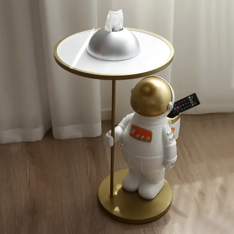 Creative hot astronauts land to receive decorative living room home soft tissue box housewarming gift decoration