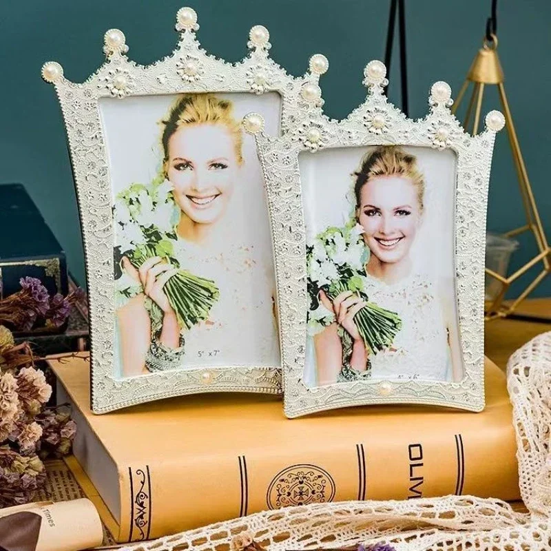 A Pearl Crown with Diamonds 6 