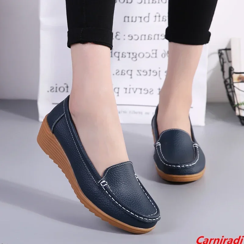 

Genuine Leather Comfortable Casual Mother Loafers Women Breathable High Quality Flats Moccasins Ladies Driving Bean Nurse Shoes