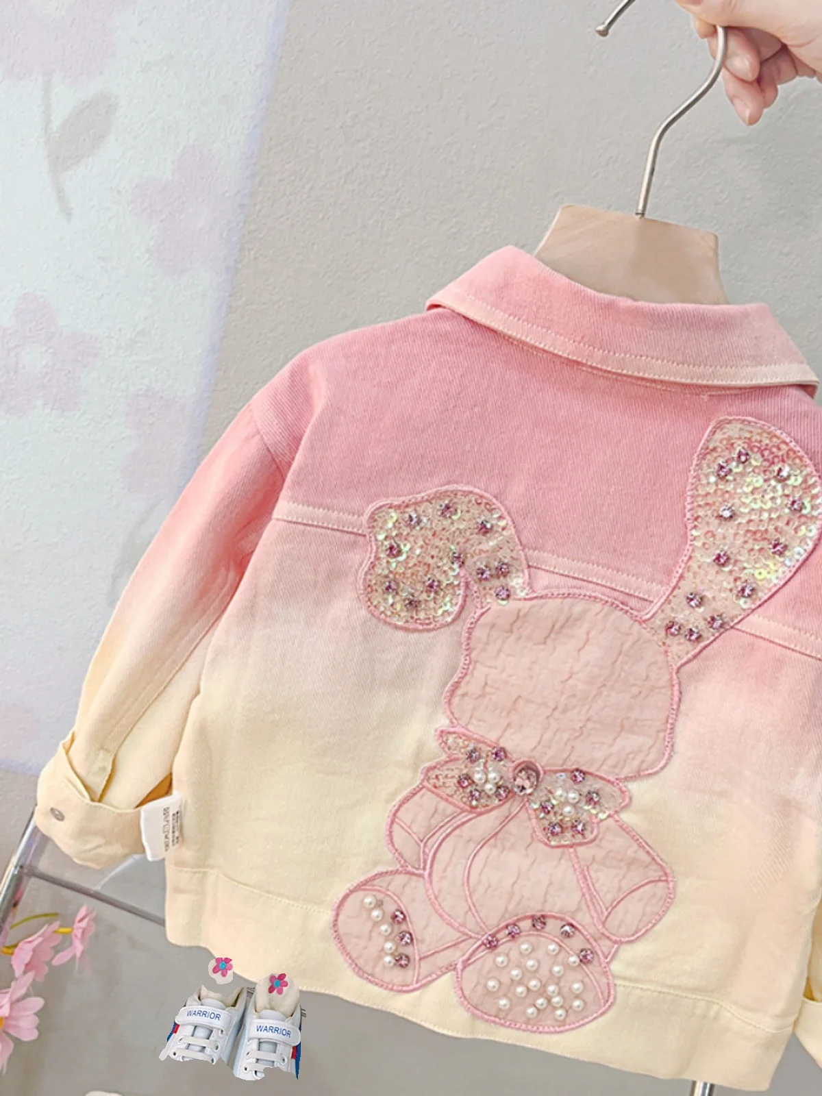 Baby Girls Denim Jackets Diamond Pearl Laple Tops Spring Autumn 2024 New Fashion Sweet Cute Strawberry Gradient Coat