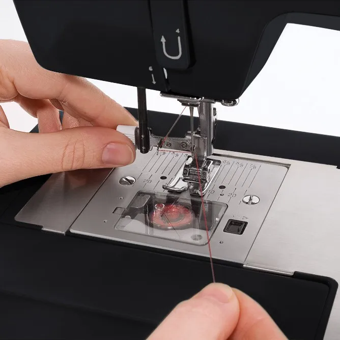 Multifuncional resistente da máquina de costura elétrica SINGER 4423