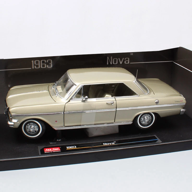 SunStar 1:18 Nova 1963 Vintage Car Simulation Limited Edition All Open Alloy Metal Static Car Model Toy Gift