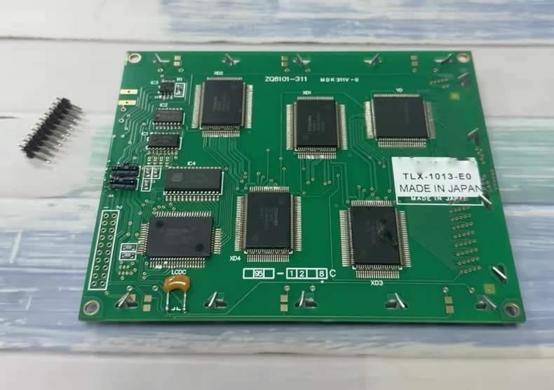 

4,8-дюймовый жидкокристаллический дисплей TLX-1013-E0