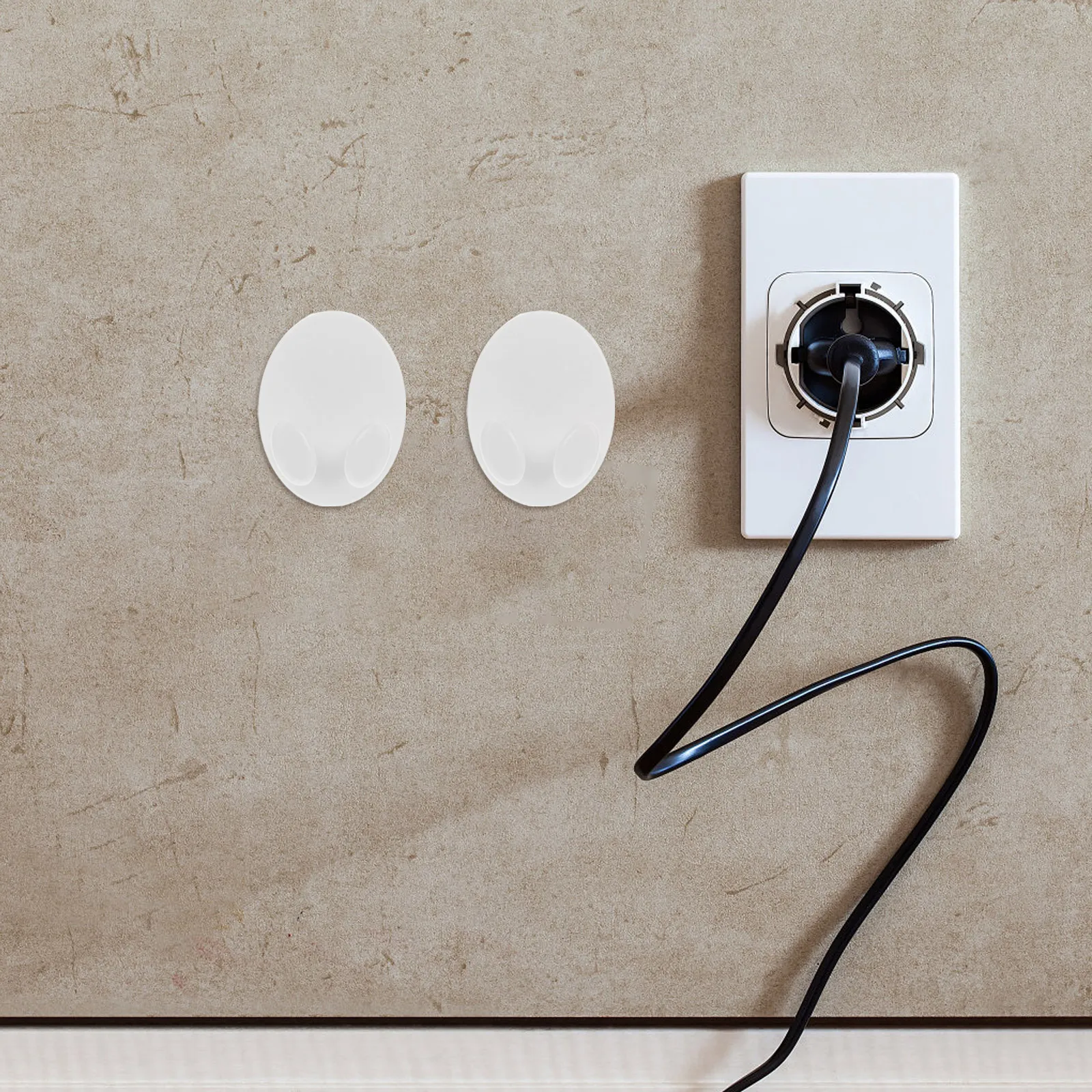 

4Pcs Adhesive Plug Cable Hook Oval Socket Holder Plastic Cord Organizer Power Cord Storage Rack Key Hanger Multifunctional White