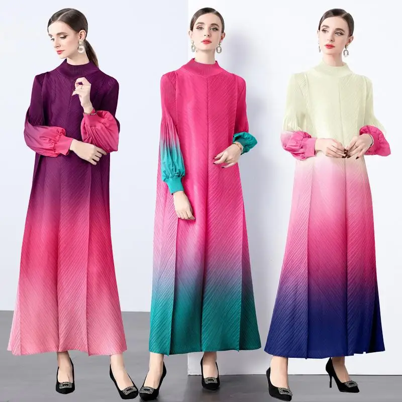 

Элегантное платье свободного кроя больших размеров в ярких цветах, длинное, в британском стиле, для женщин старше 35 лет.