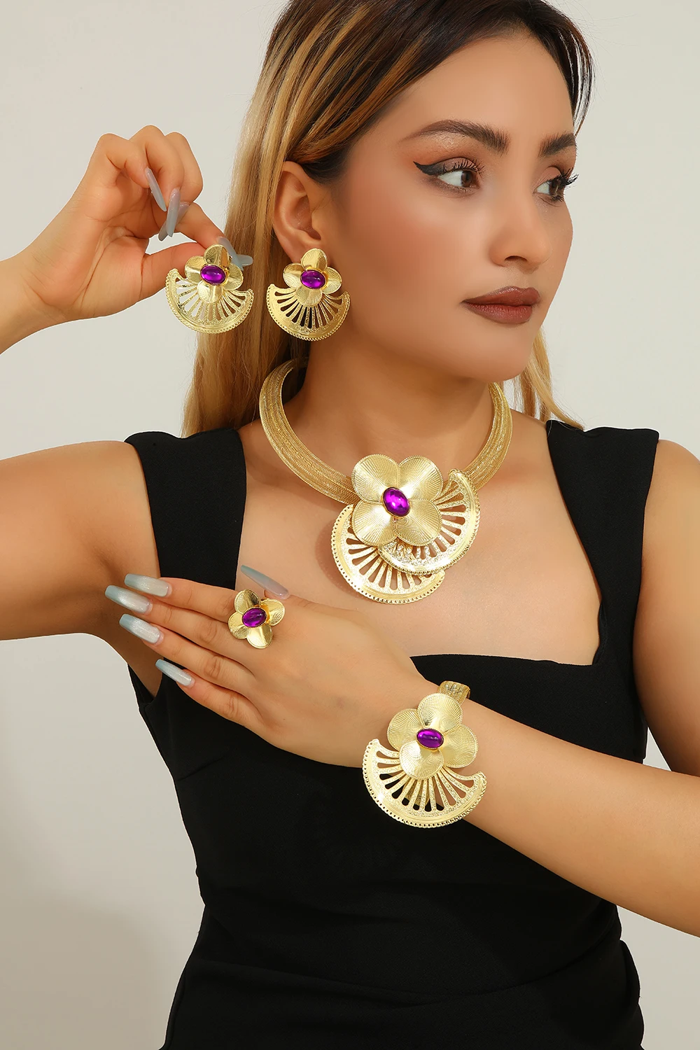 

5 шт./компл., новый модный модный женский комплект ювелирных изделий, бразильский позолоченный африканский свадебный кулон с большим цветком, ожерелье, подарки