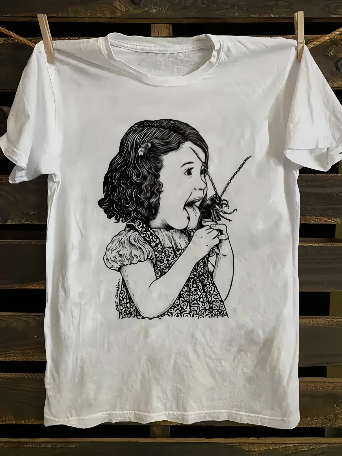 1pc Men's Funny Graphic T-Shirt with Vintage Comic  Insect Print - Soft  Plus Size Casual Tee, Humorous Retro Design for Casual Attire, Parties  Outdoor Activities - Breathable Short Sleeve Round Neck Shirt for Men, Men Graphic Tee, Funny