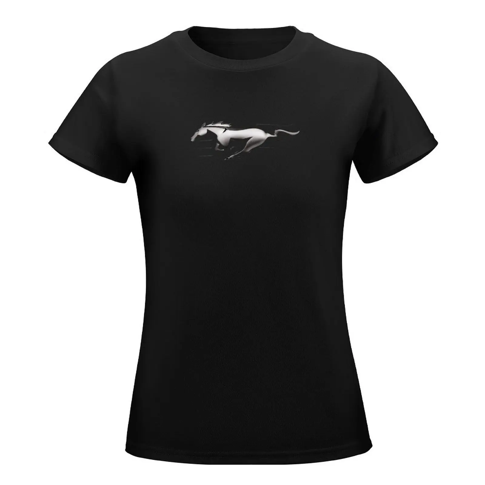 Classic Mustang T-Shirt blacks funny Woman fashion