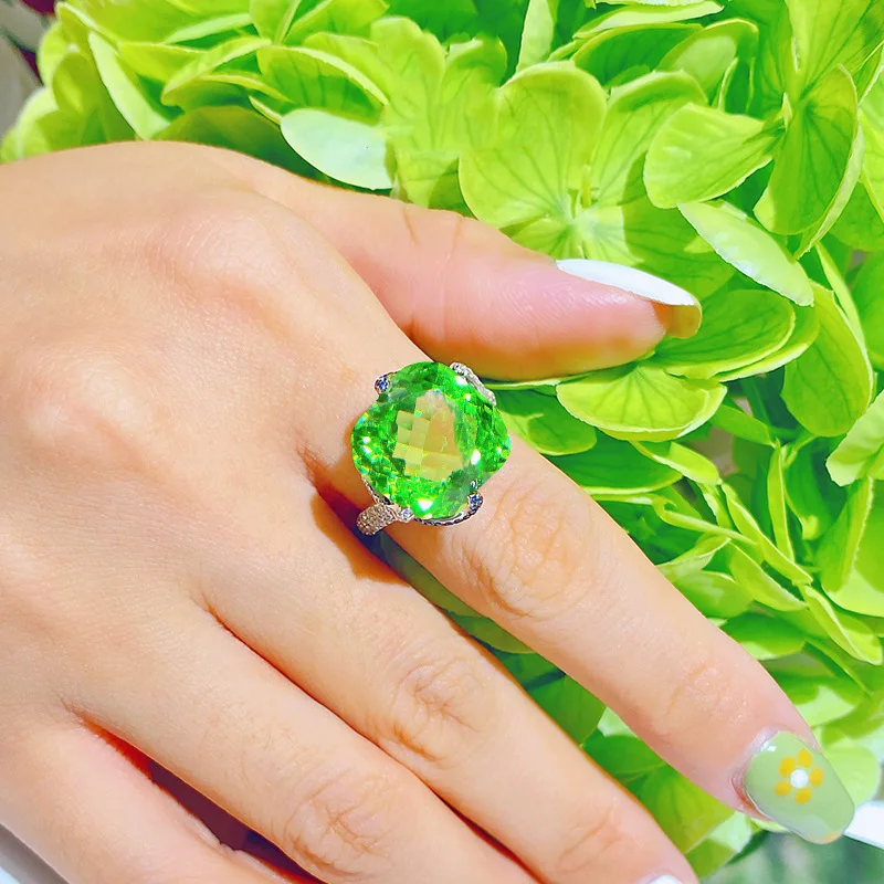 New Luxury Large Carat Bright Green Simulated Tourmaline Rings Women\'s Engagement Color Treasure Open Adjustable Ring For Women