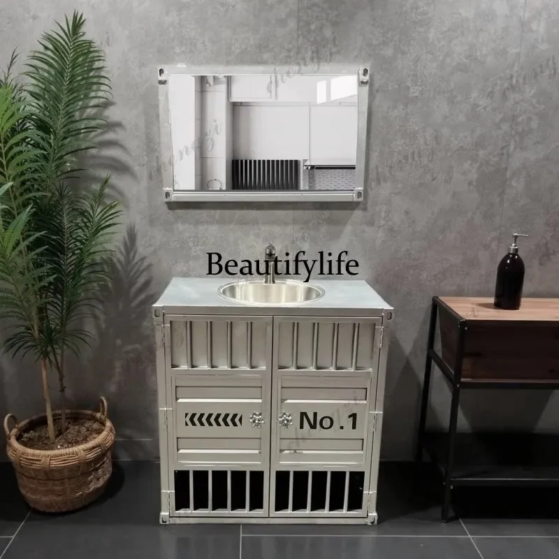 A17 Wrought iron sink, container, wash basin, cabinet, industrial style bar, bar, restaurant, washbasin
