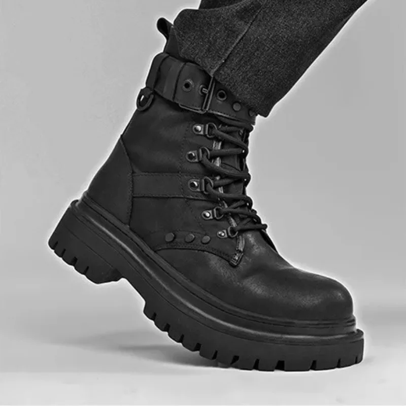 

Men's High-Top Boots Retro British Style Black Tooling Boots Fad Belt Buckle Designer Motorcycle Boot Man Casual Platform Boots