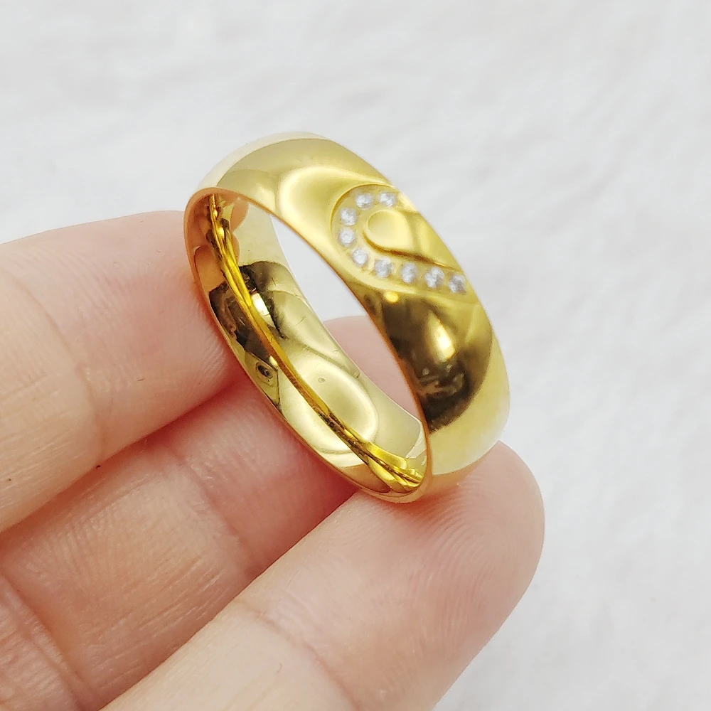 

Heart Crown Ring Classic Statement Promise Rings Engagement Wedding Band Couples Rings Golden Titanium Steel Jewelry Women