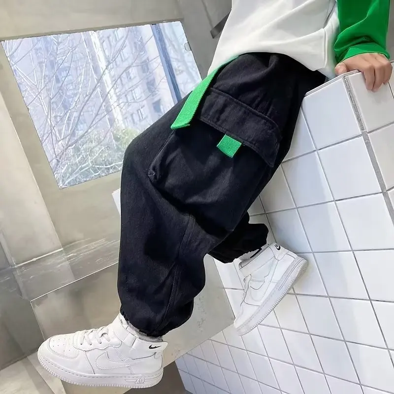 ربيع الخريف الاطفال ملابس المراهقين الفتيان السراويل الأطفال حجم كبير Sweatpants غير رسمية الفتيان الكورية جيوب الموضة السراويل الصلبة