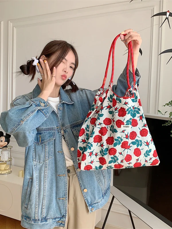2025 Summer Large Capaci Handheld oulder Bag Dstring op Bag Fre Floral Tote Bag Underarm Bag Cartoon Sle Cas...
