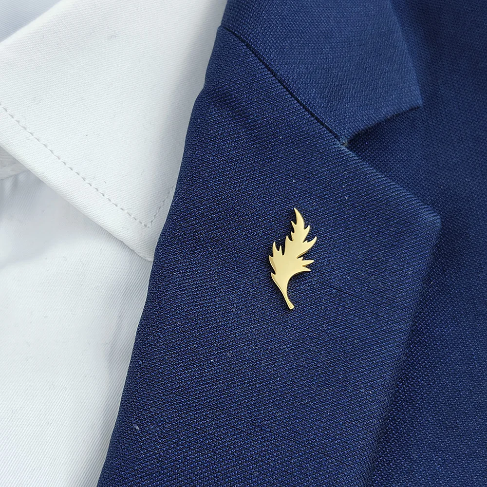 Gold-plated feather badge, men's suit brooch, black lapel pin, clothing accessories set, boyfriend gift