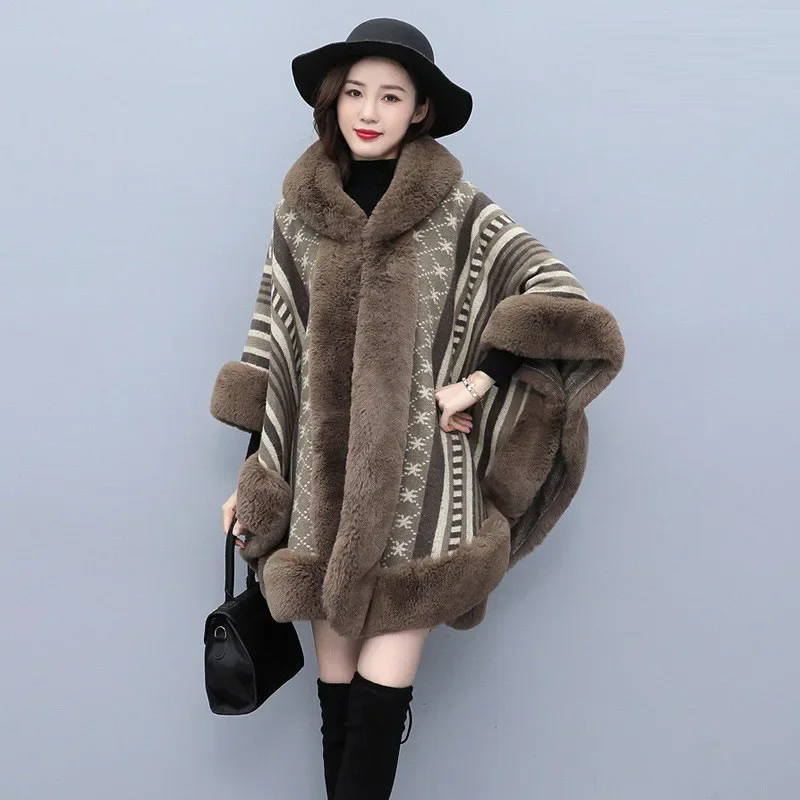 

Winter Warm Big Pendulum Capes Fashion Stars Printed Poncho Women Out Streetwear Faux Rabbit Fur Collar Batwing Sleeves Overcoat