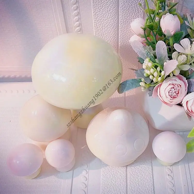 

Q6RB Diy Crystal Drop Gypsum Abrasive Three-dimensional Mushroom Jewelry Ornaments Pendant Silicone Mold