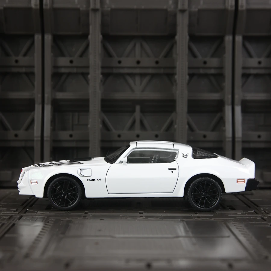 Modelo de supercoche de aleación simulada 1:32 con comentarios de luz y sonido, adornos para automóviles, puertas, capó de motor y maletero que se pueden abrir