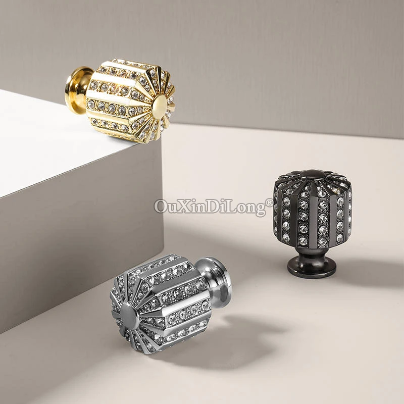 Luxury 10PCS Inlaid Crystal Furniture Pulls Handles Drawer Knobs Cupboard Wardrobe Dresser Kitchen Closet TV Cabinet Pulls Knobs