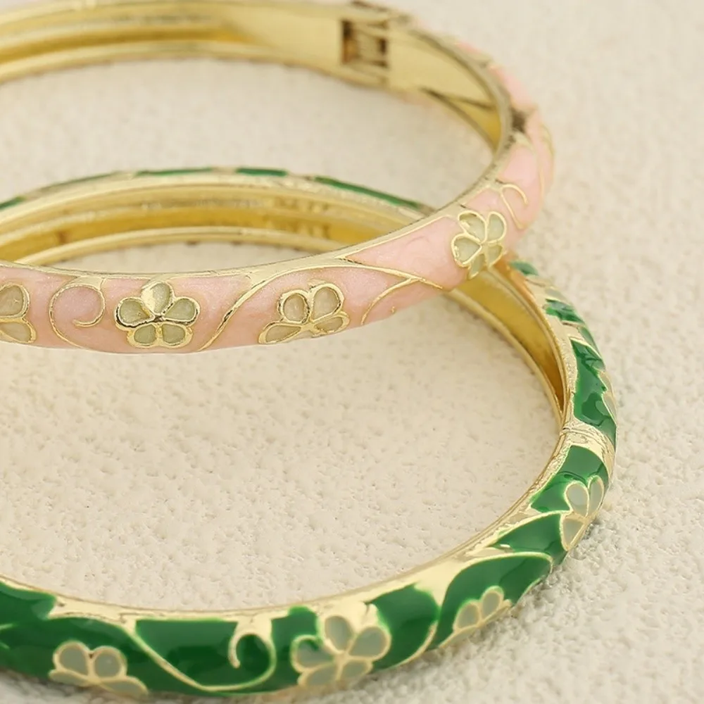 

Colorful Vintage Cloisonne Bangle Enamel Floral Traditional Flower Leaf Bangle Chinese Classic Women's Hand Bracelet