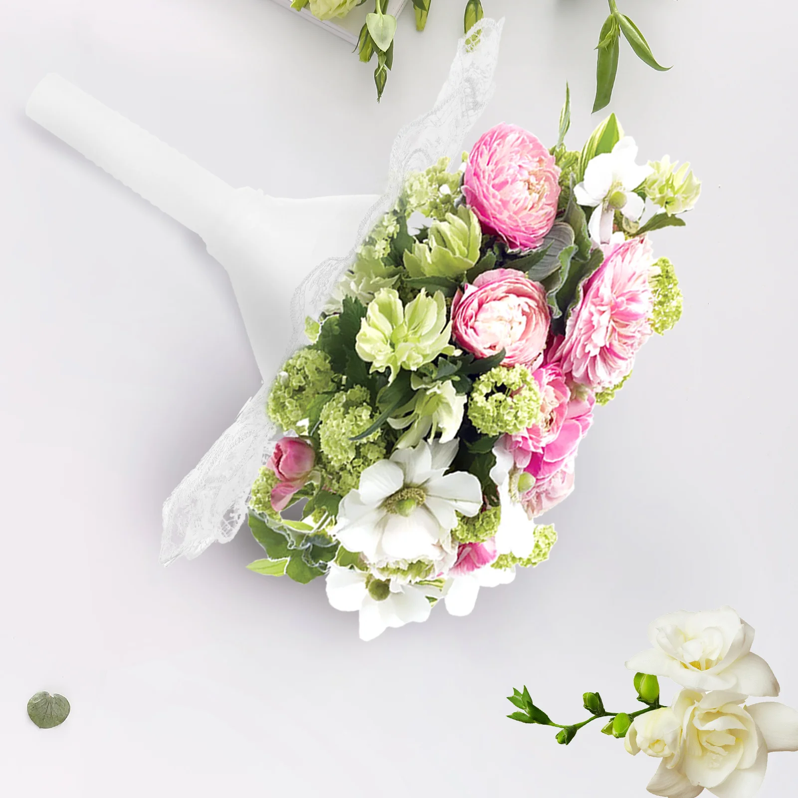 

3 Sets Artificial Wedding Bouquet Holder Flowers Bride Hand bouquet holder Compact Light Weight DIY Supplies Bridal Bouquets