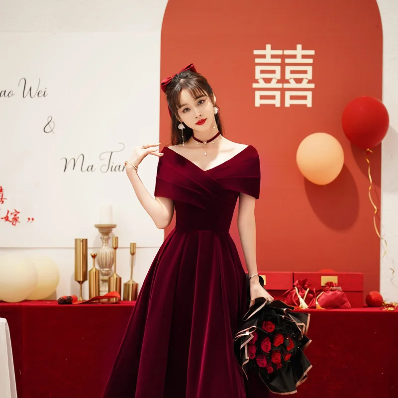 

Large Size Burgundy V-Neck Evening Dress Elegant Simple A-Line Formal Banquet Party Dresses Female Quinceanera Dress