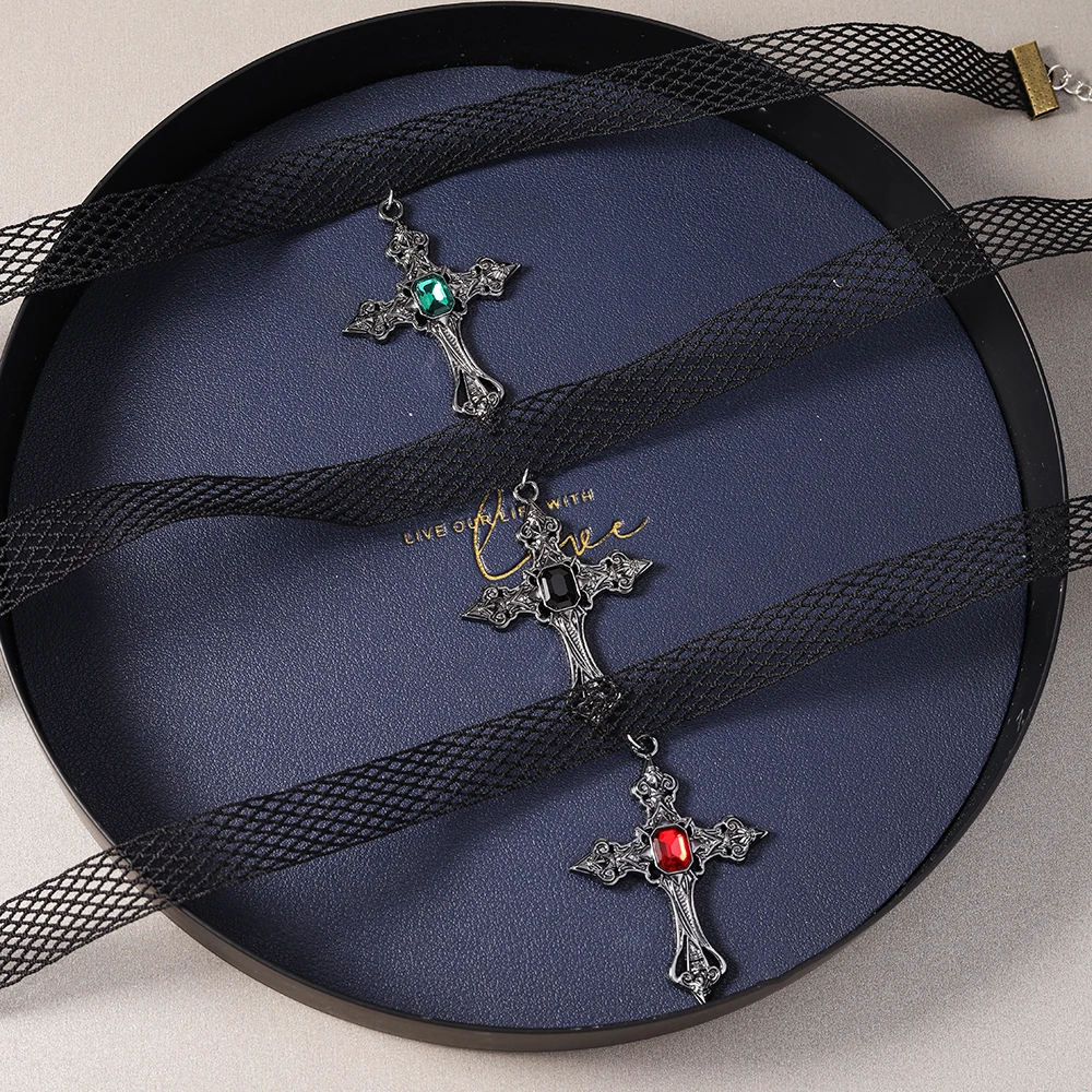 Aihua Neo-Gothic Victoria Kreuz Halskette für Frauen Vintage Ästhetik Grunge Y2K Spitzenhalskette Choker Schmuck Geschenke – Detail 1