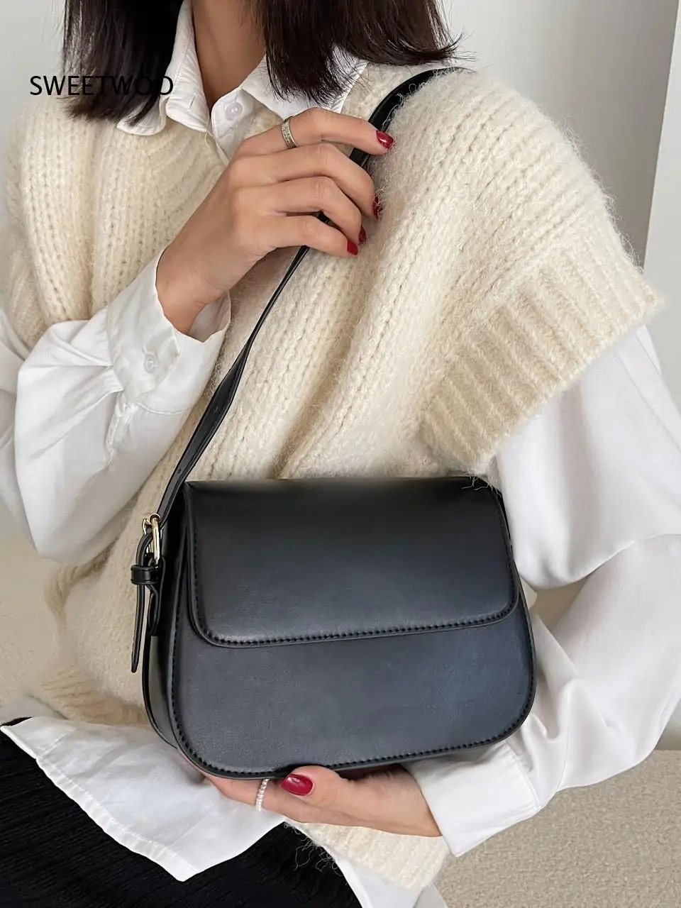 2026 New Trendy Small Flap Shoulder Bag Ladies Solid Color Top Handle Purse Retro Versatile Crossbody Handbags