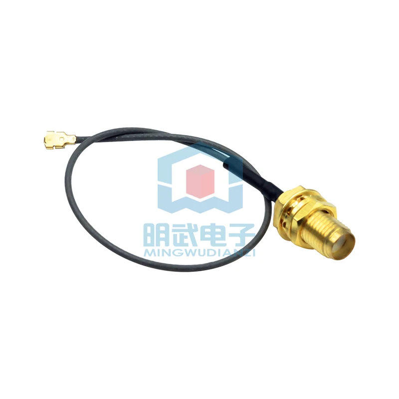 A base fêmea IPEX SAM pode ser conectada à pequena antena masculina de pimenta